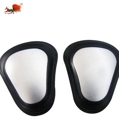 Design de moda Protectores de ombro de metal para proteção e estilo em preto