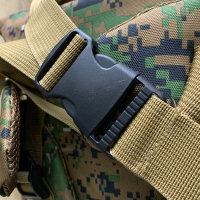 Mochila de montanha de camuflagem de 80L impermeável e multifunção para treinamento e caminhadas grandes