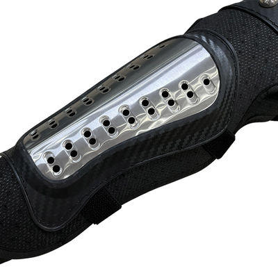 Acessórios de proteção flexíveis e abrangentes para motocicletas