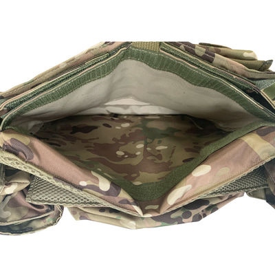 Atividades ao ar livre devem ter colete de proteção personalizável com molas e bolsas