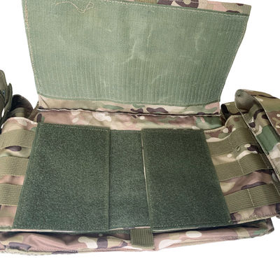 Atividades ao ar livre devem ter colete de proteção personalizável com molas e bolsas