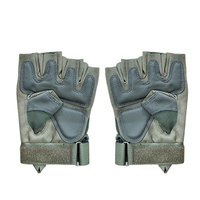 Mantenha-se protegido e elegante ao ar livre com o nosso protetor verde para mãos de inverno.